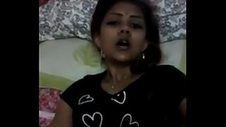 Sexy desi indian babe pleasuring herself - short video